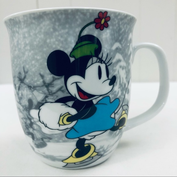 Disney Other - DISNEY ‘Mickey’s Vintage Holiday’ Coffee Mug